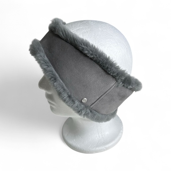 UGG Reversible Leather and Shearling Headband Ear Muff Brand New! Gray - Picture 4 of 14